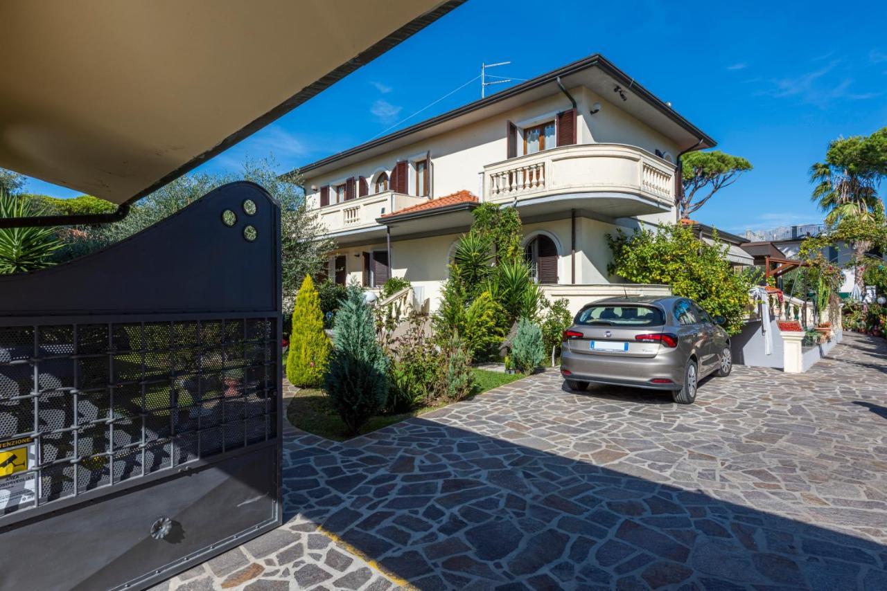 דירות מרינה די מסה Residenza Tirrenia By Mmega מראה חיצוני תמונה